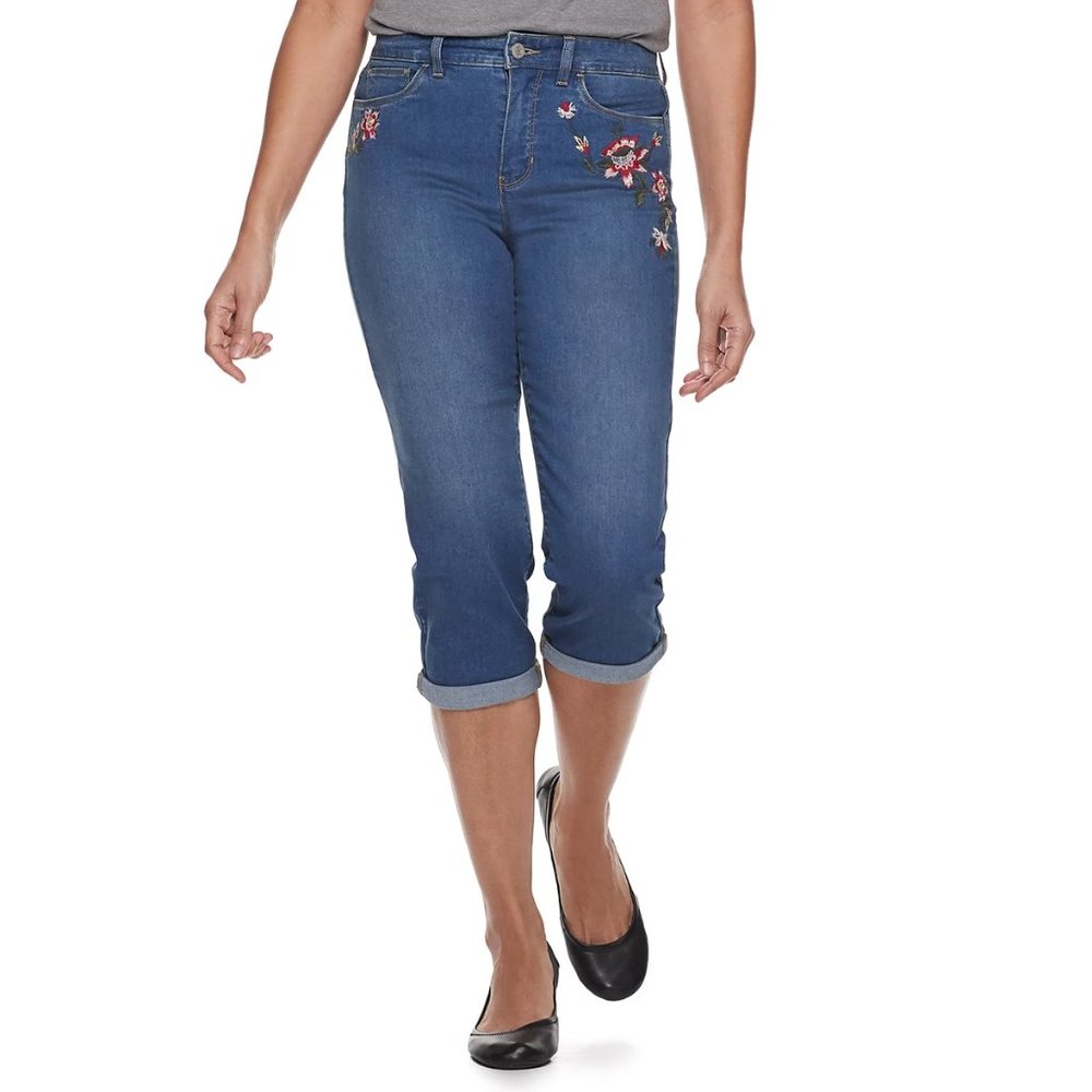 Women's Croft & Barrow Comfort Waist Cuffed Jean Capris Size:4
